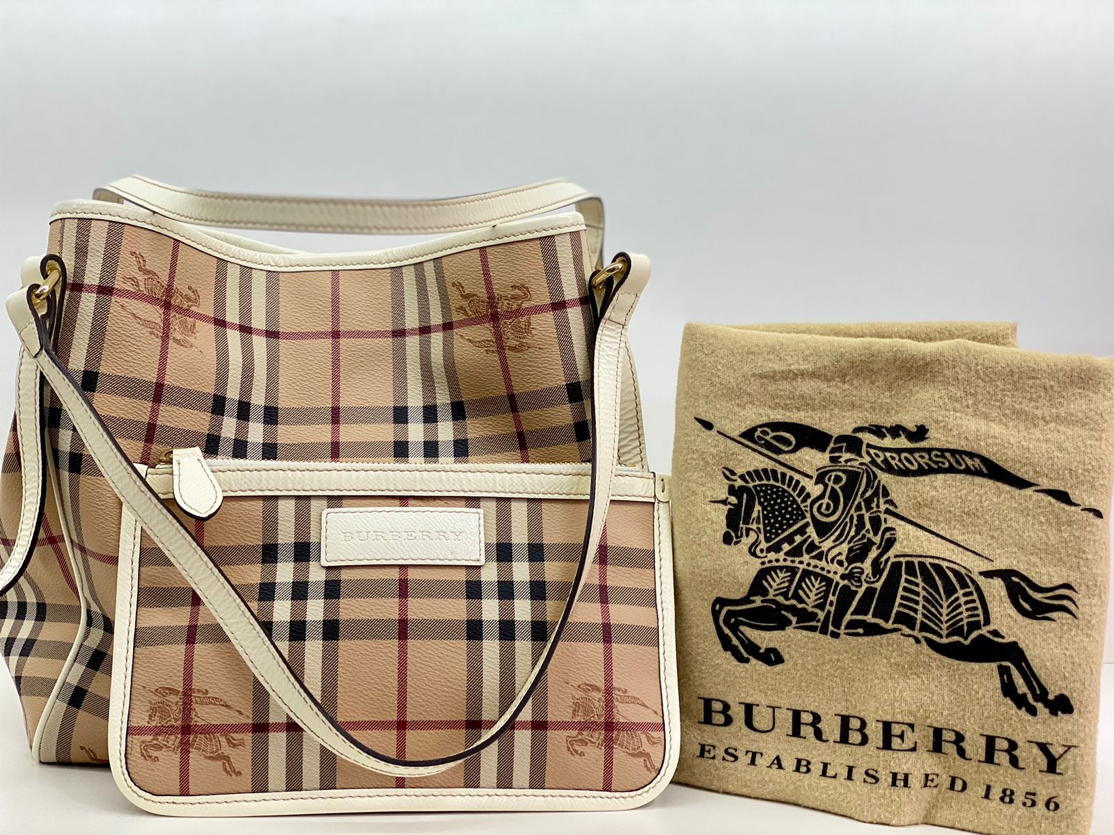 BOLSA BURBERRY HAYMARKET CHECK SMALL Brecho de Luxo Carla Colletes