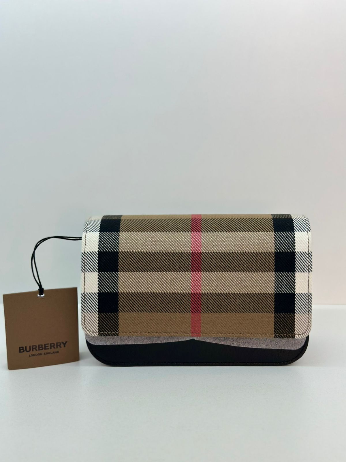 BOLSA BURBERRY MADISON PRETA - Imagem 2