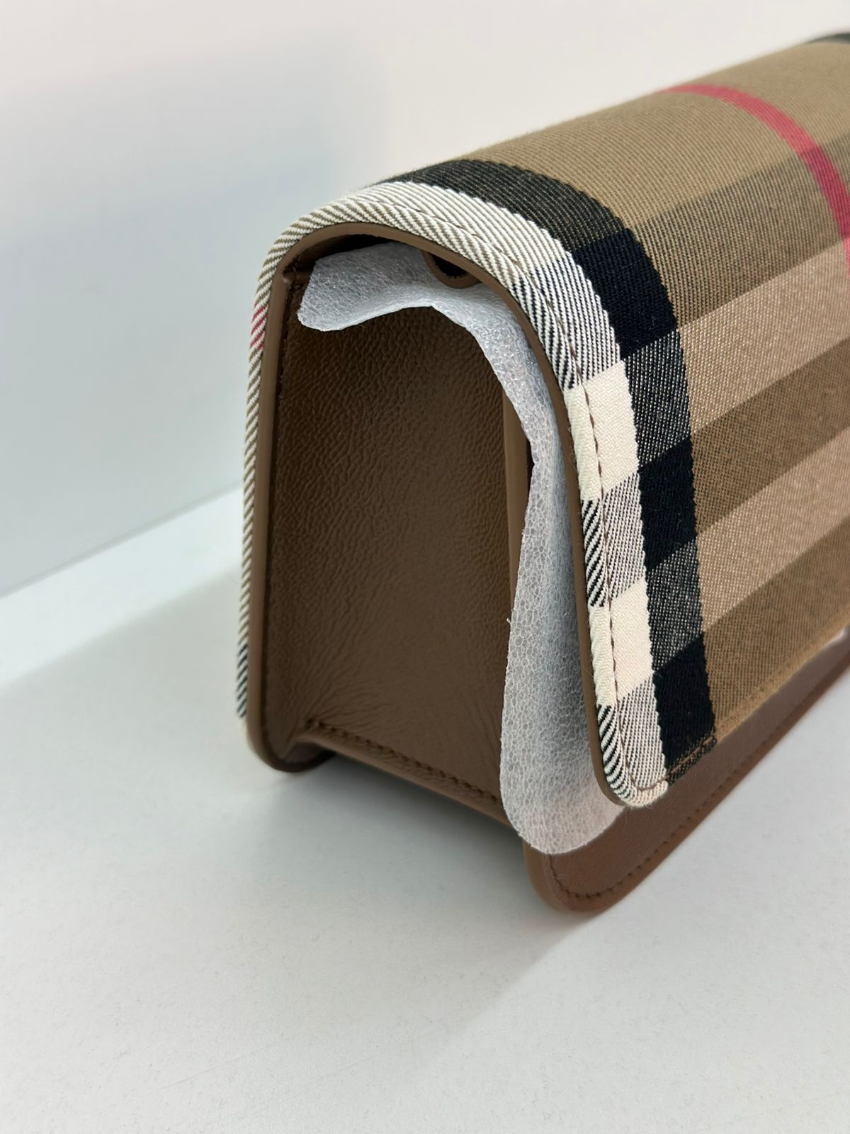 BOLSA BURBERRY MADISON - Imagem 5