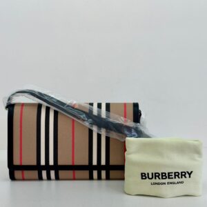 BOLSA BURBERRY STRIP HANNAH WALLET
