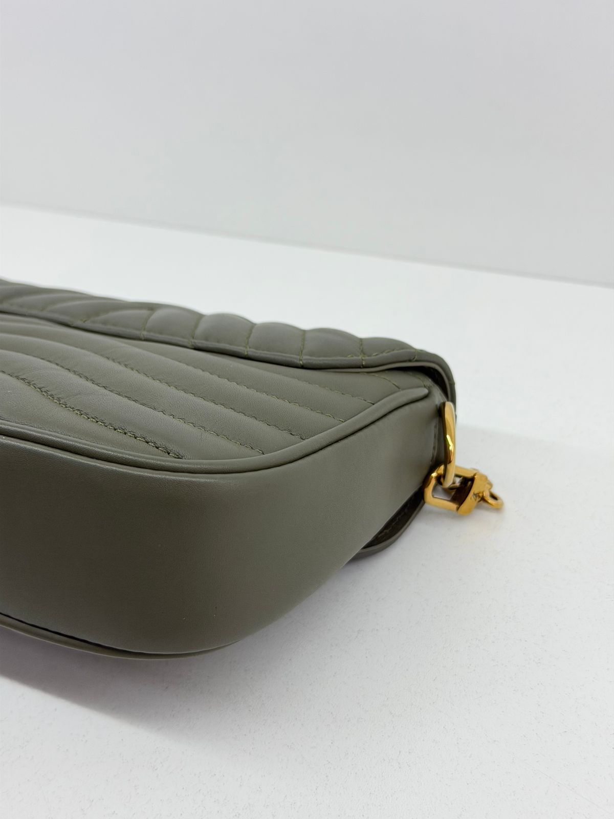 BOLSA LOUIS VUITTON NEW WAVE POCHETTE - Imagem 18