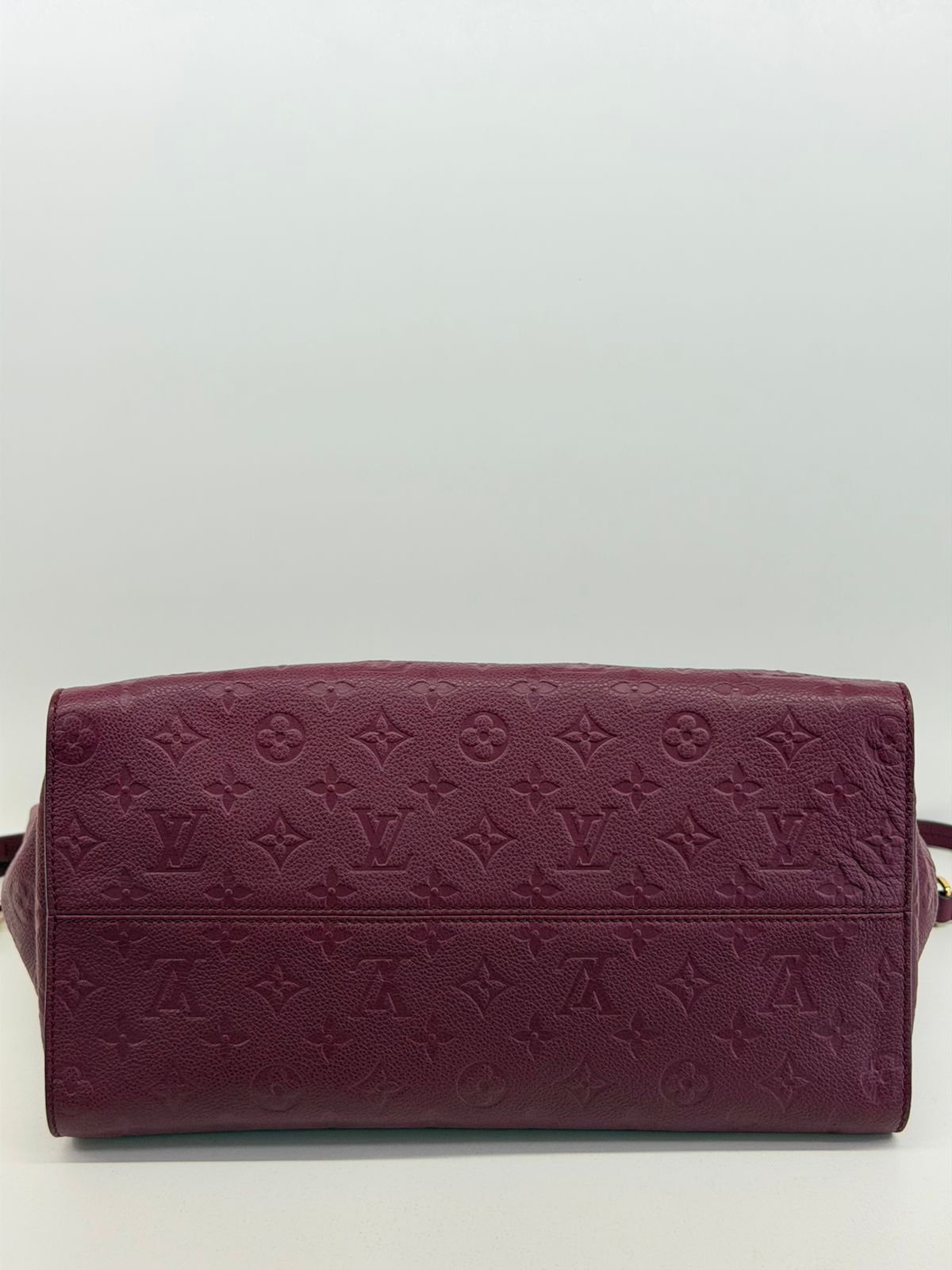 BOLSA LUIS VUITTON LUMINEUSE GM EMPREITE FUSCHSIA - Imagem 12