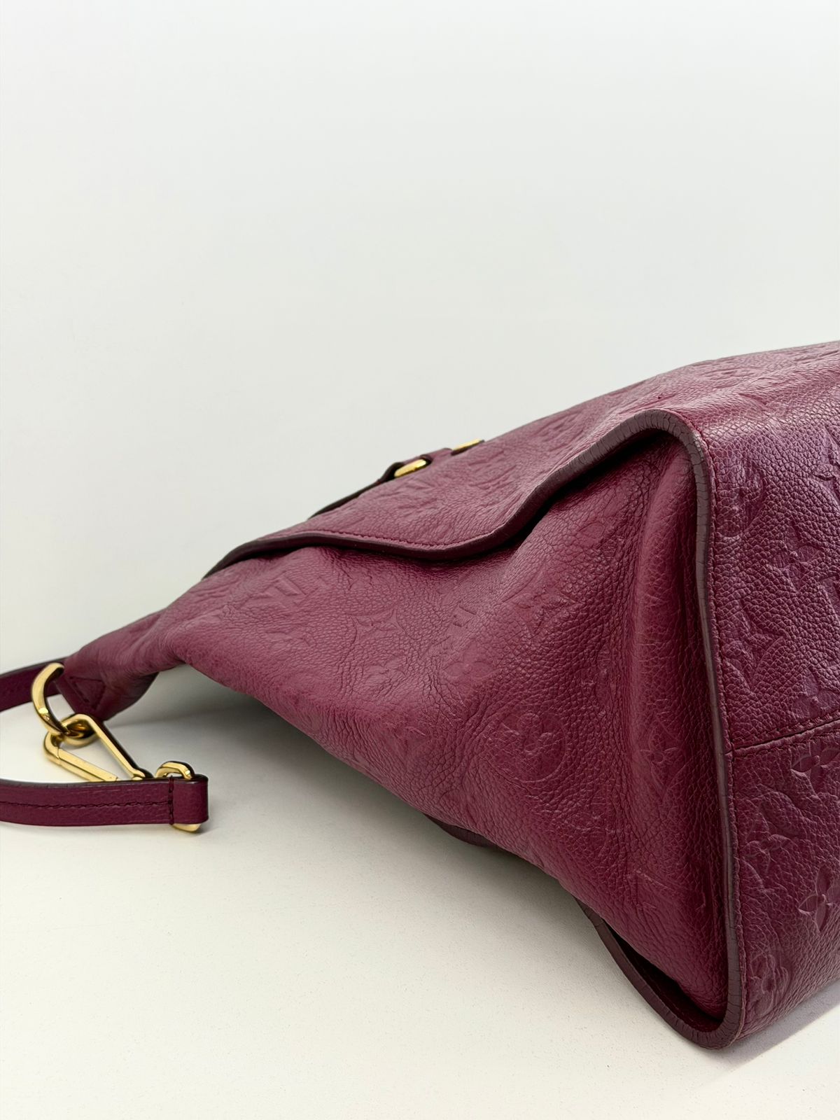 BOLSA LUIS VUITTON LUMINEUSE GM EMPREITE FUSCHSIA - Imagem 16