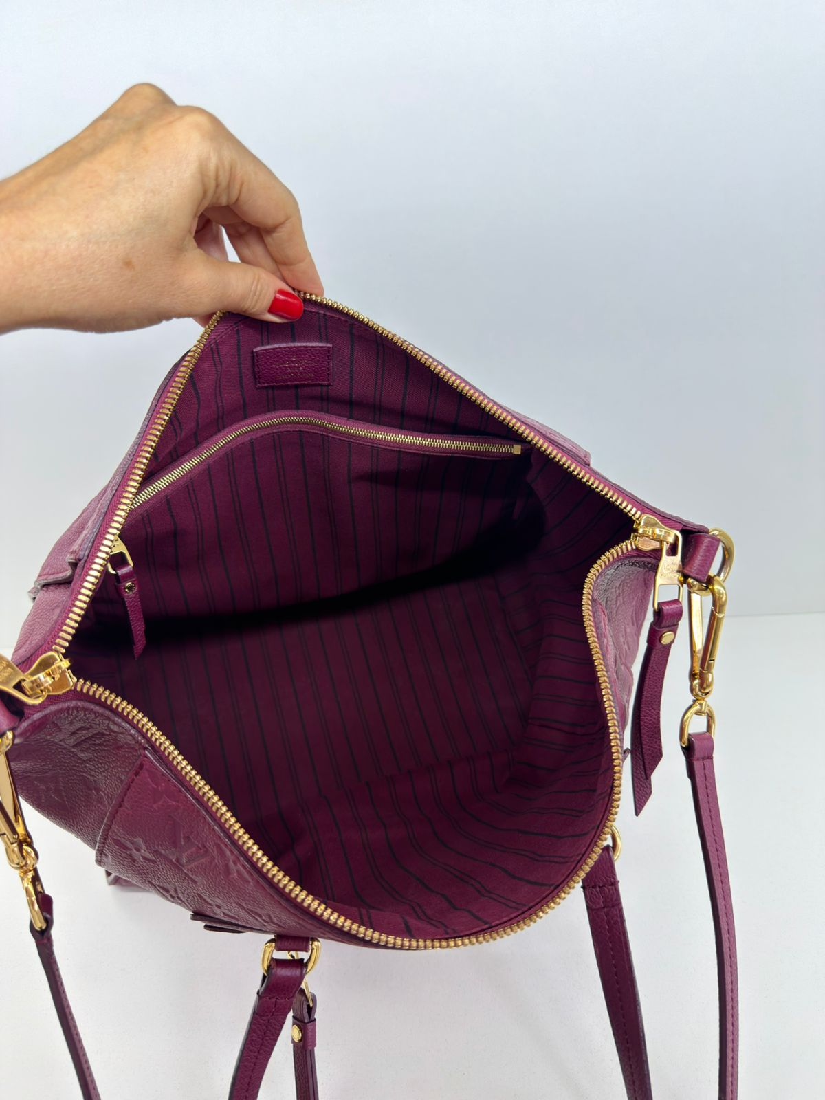 BOLSA LUIS VUITTON LUMINEUSE GM EMPREITE FUSCHSIA - Imagem 21