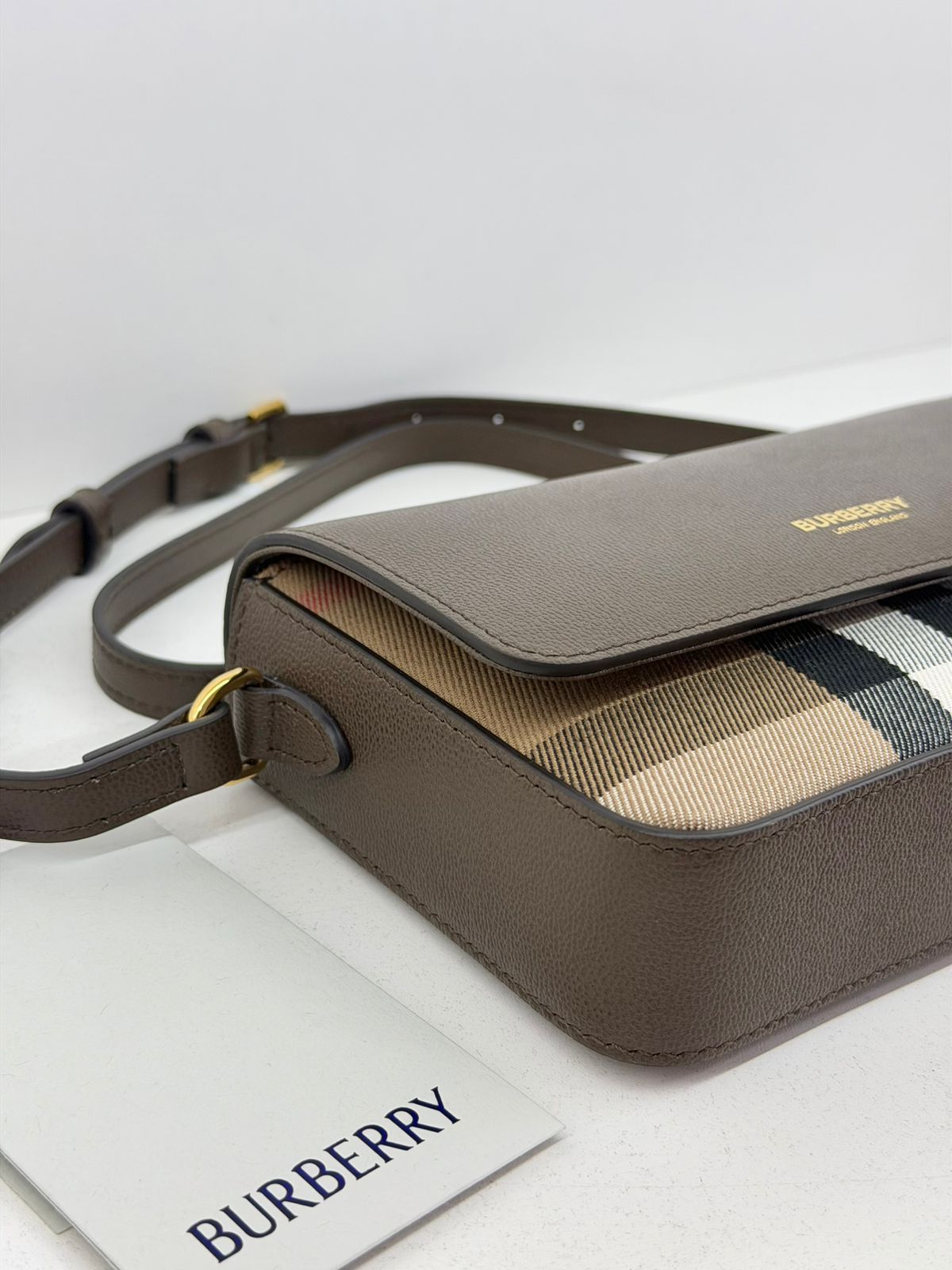 BOLSA BURBERRY NEW HAMPSHIRE - Imagem 13