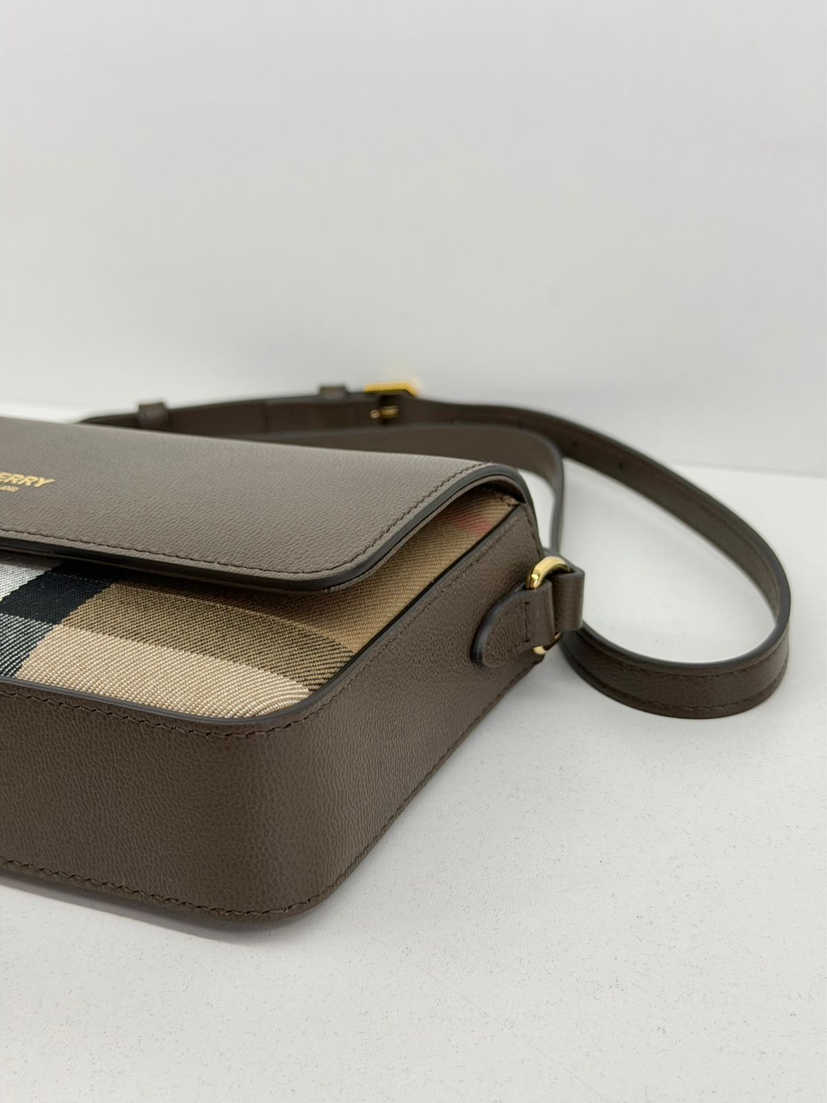 BOLSA BURBERRY NEW HAMPSHIRE - Imagem 14