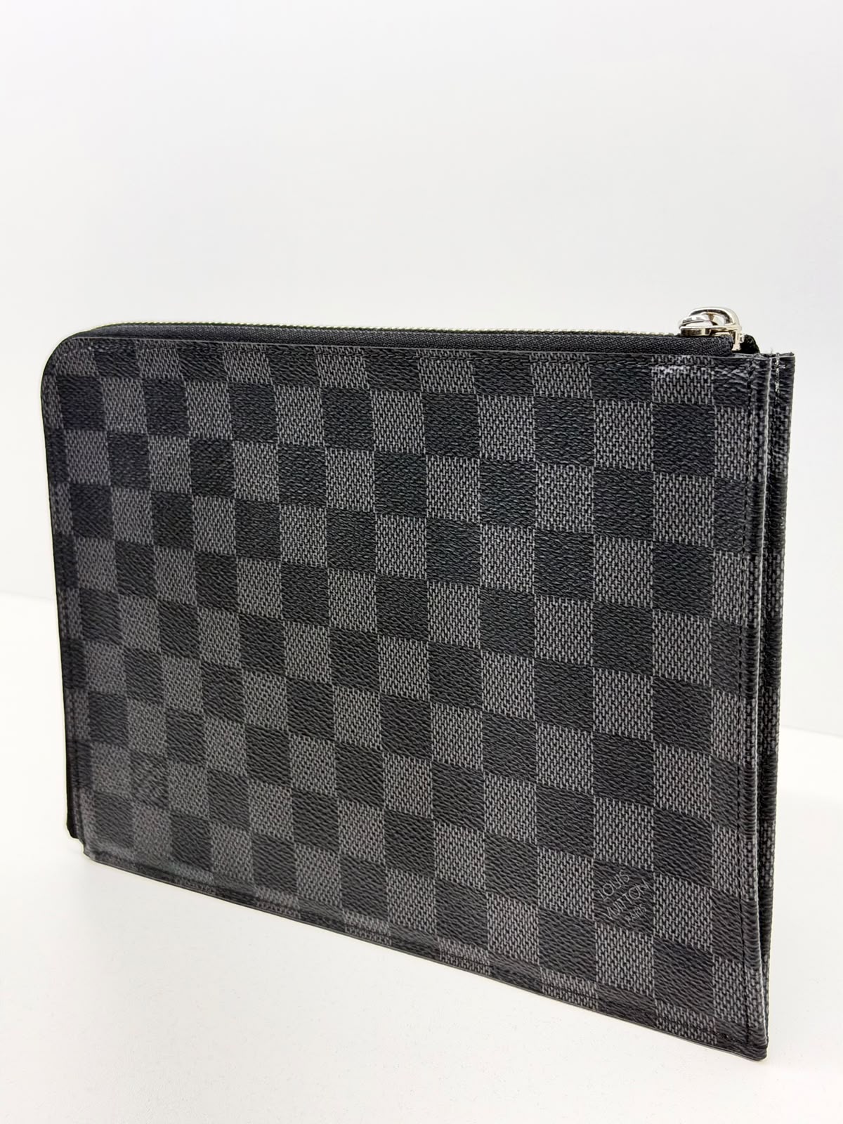 POCHETTE LOUIS VUITTON JOUR PM - Imagem 9