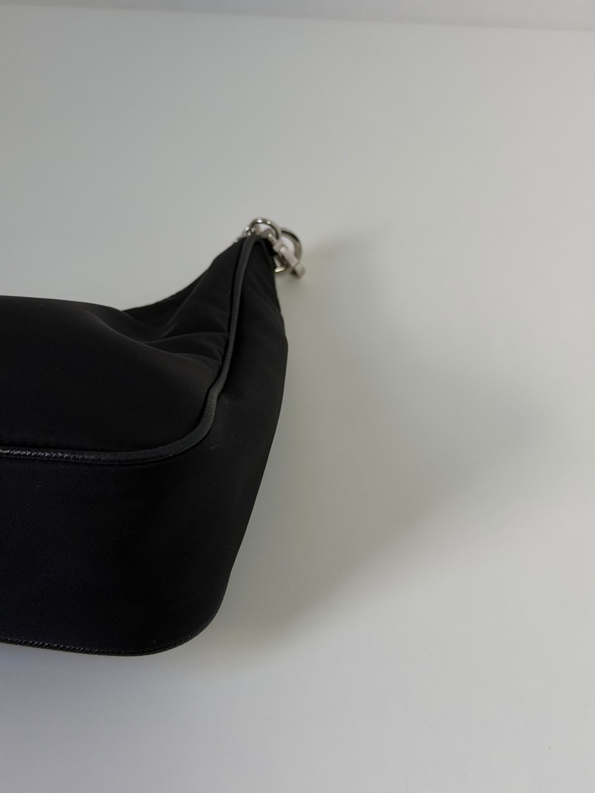 BOLSA PRADA RE EDITION 2005 RE NYLON - Imagem 16