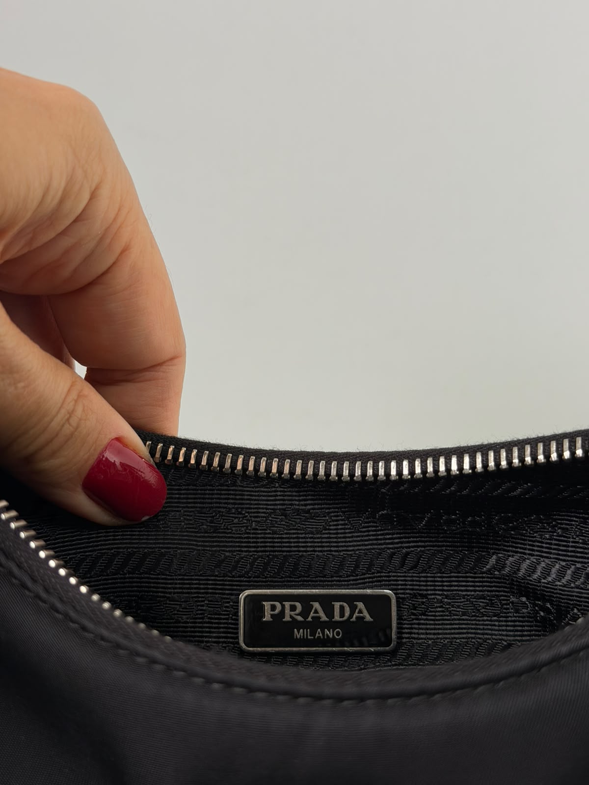 BOLSA PRADA RE EDITION 2005 RE NYLON - Imagem 20
